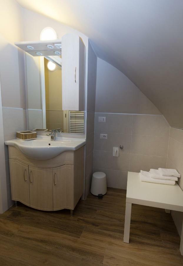 B&B Marco Polo 16 Trinitapoli Buitenkant foto