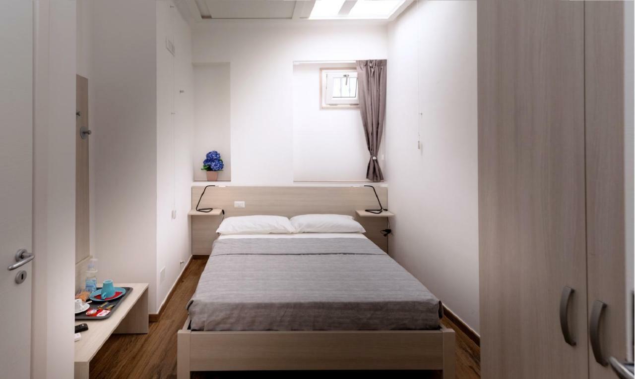B&B Marco Polo 16 Trinitapoli Buitenkant foto